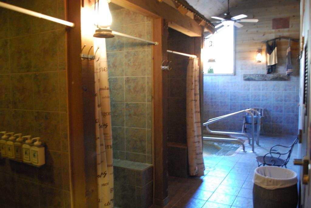 Double Eagle Resort And Spa June Lake Bagian luar foto