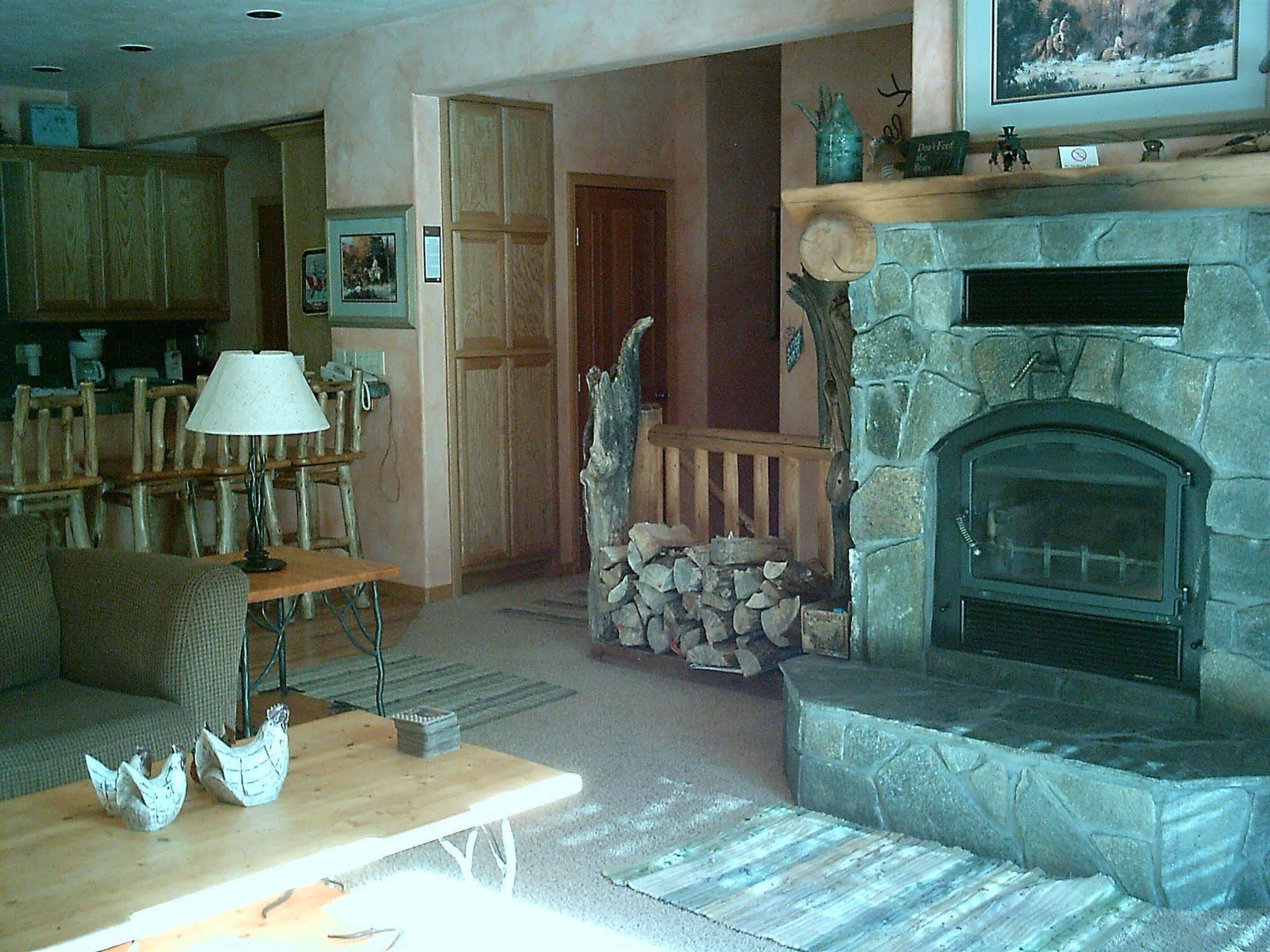 Double Eagle Resort And Spa June Lake Bagian luar foto