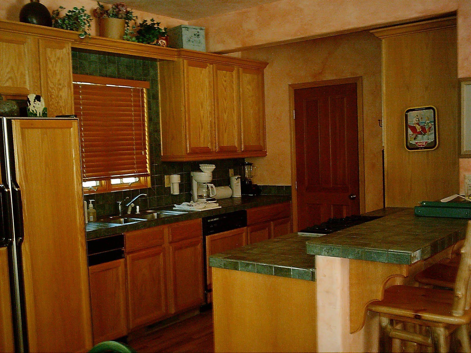 Double Eagle Resort And Spa June Lake Bagian luar foto