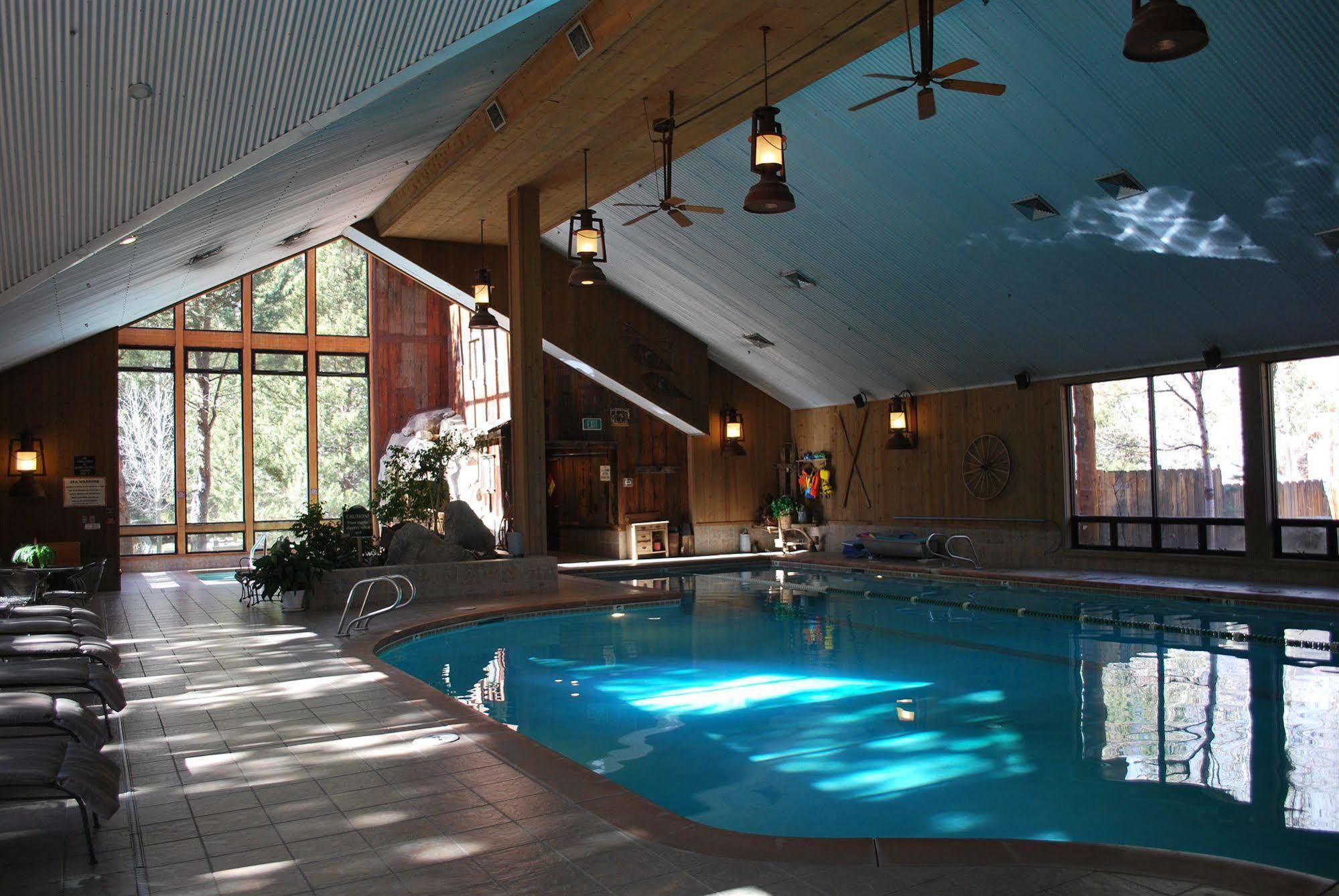 Double Eagle Resort And Spa June Lake Bagian luar foto